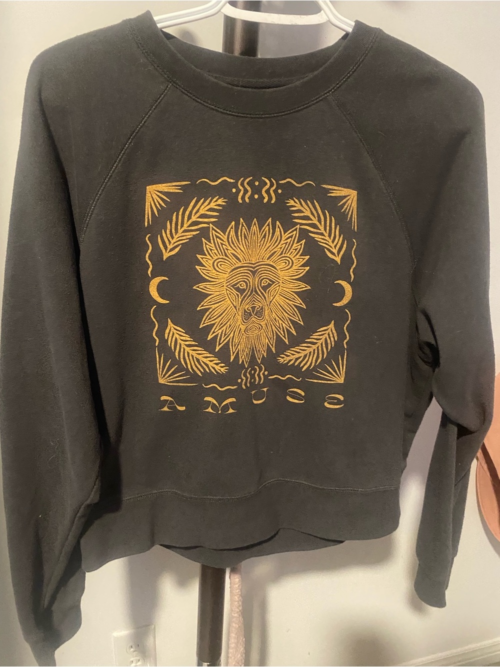 Muse Black Pullover Sweatshirt with Subtle Label Detail